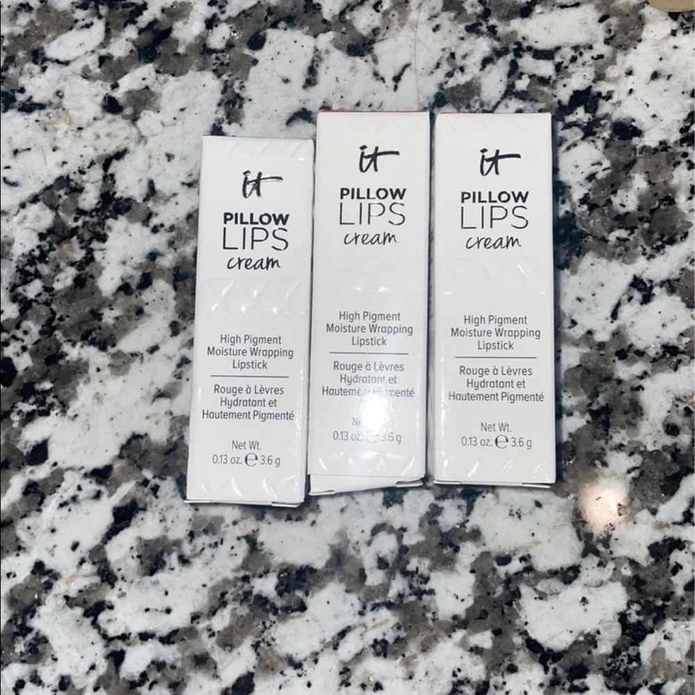 It cosmetics lip lot